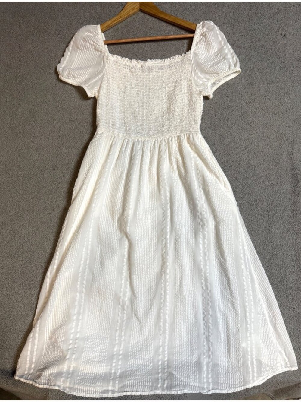 Loft Womens White Dress XS 100% Cotton Midi Smocked Puff Sleeves Textured Lined - Picture 2 of 9